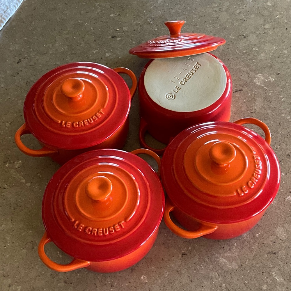 Le Creuset Fiery Red Mini Cocotte Set
